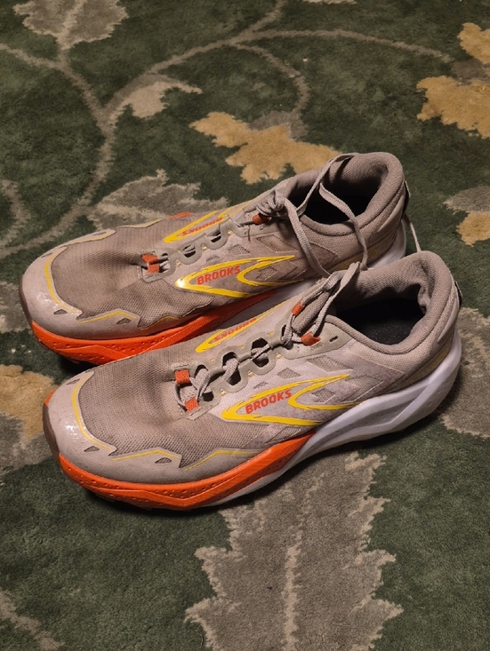 Brooks Other - Brooks beige running sneakers with orange and yellow accents